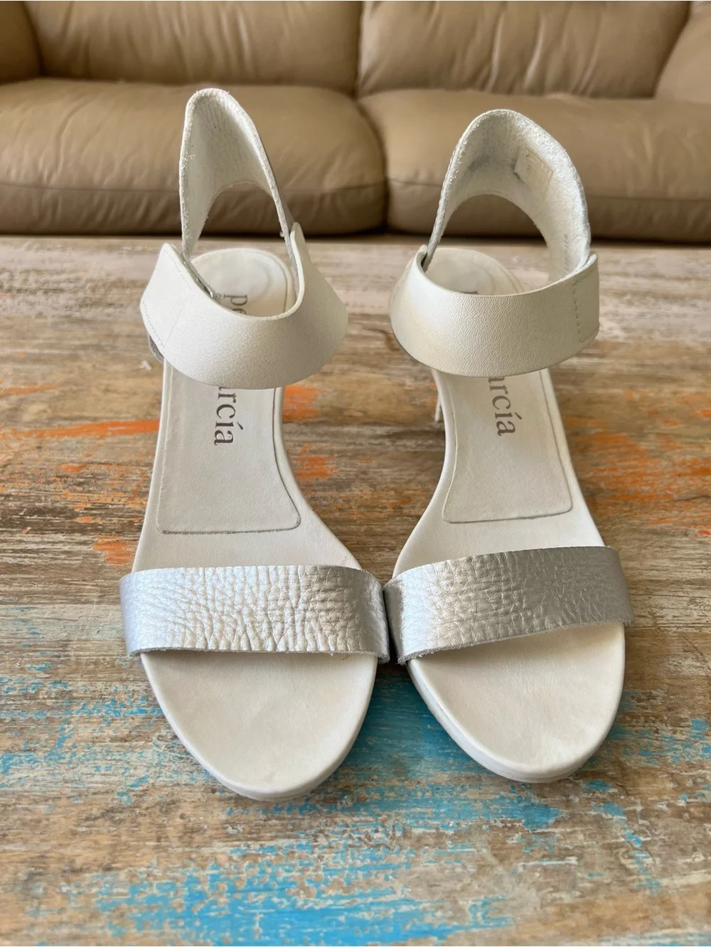Pedro Garcia Silver and Cream Two-Strap Heeled Sandal Size 40.5/10 1/2